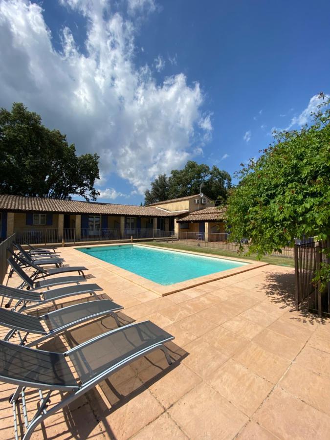 Appartements " Le Clos De La Cerisaie" Castillon-du-Gard Exterior photo